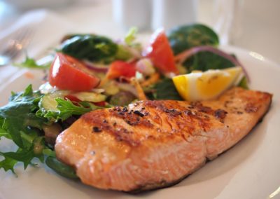 Lachs essen in Muttenz
